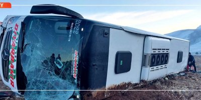 Diyarbakır otobüsü kaza yaptı: 8 ölü, 35 yaralı