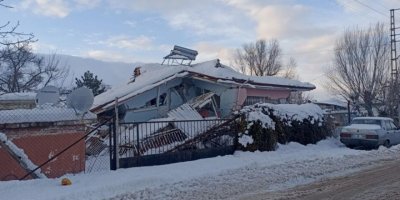 600 hanelik köyde yıkılmayan 10 ev kaldı, AFAD 3 çadır bıraktı