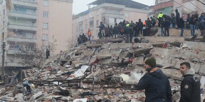 Diyarbakır’da yıkılan 7 binadan 3’ü kaçak çıktı