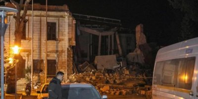 Hatay'da üç dakika arayla 6.4 ve 5.8'lik iki deprem