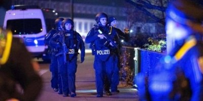 Almanya'da kiliseye silahlı saldırı: 7 ölü 35 yaralı