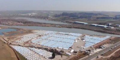 Uyarılara rağmen nehir kıyısına kurulan çadır kent tahliye edildi, 125 milyon lira boşa gitti