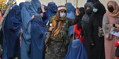 'Taliban'ın kadınlara yönelik uygulamaları insanlık suçudur'