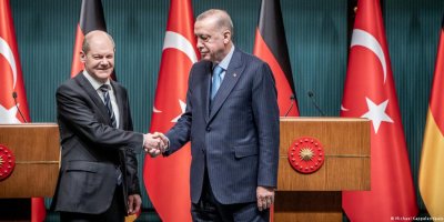 Scholz, Erdoğan'ı Berlin'e davet etti