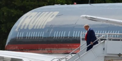 Donald Trump tutuksuz yargılanacak