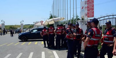 Arnavutluk'ta Halkın Mücahitleri kampına polis baskını