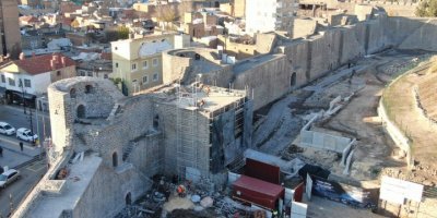 Diyarbakır surları uzaydan da görülecek: Bu hizmet uzaylılar için mi?