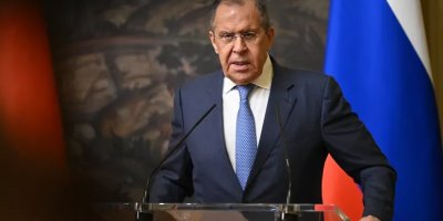 Lavrov: Kimseye bir şey açıklamak zorunda değiliz!