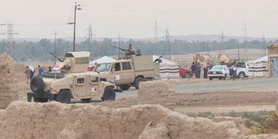 Haşdi Şabi Kerkük’te Kürt mahallesinde işgalde bulunuyor