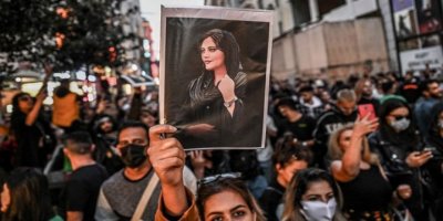 Jina Emini’nin ailesine destek veren 54 avukata soruşturma