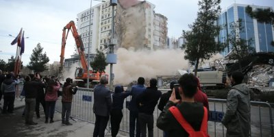 89 kişi öldü: Galeria davasında 5,5 ay sonra 7 kişi tahliye edildi