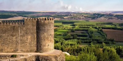 Hevsel Bahçeleri ve surlar ‘Tehlike Altındaki Miras Listesi’ne alındı