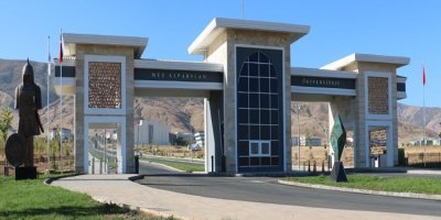 Kürt Dili ve Edebiyatı öğrencileri formasyon dersi alamıyor