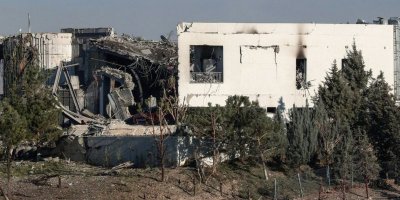 Necat Zanyar: Hançer ve Tüfek