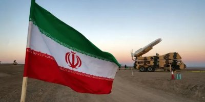 İran'ın Irak, Suriye ve Pakistan'daki füze saldırıları ne anlama geliyor?