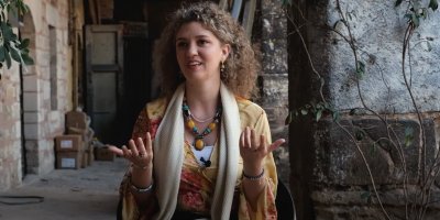 Kürtçe albüm çıkaran Fransız şarkıcı Fourniau: Ben Kürtlerin aynasıyım