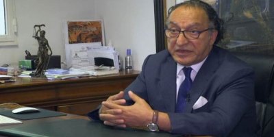 Fransa'nın ilk Kürt avukatı: 'Paris muhtarı'nın hikayesi'