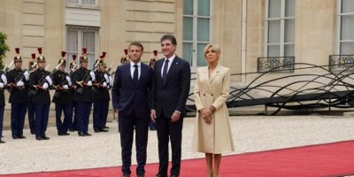Macron Elysee Sarayında Neçirvan Barzani’yi karşıladı