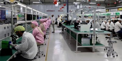 Erbil'de Orta Doğu’nun en büyük akıllı telefon üretim tesisi açıldı