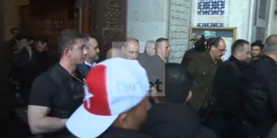 İbrahim Kalın Şam'da Emevi Camii'nde