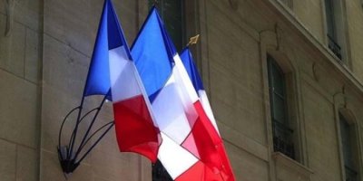 Fransa Dışişleri Bakanı: Suriye'deki Kürt müttefiklerimiz korunmalı