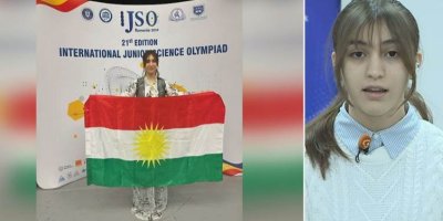 Lida Hamrin, Kürdistan Bayrağı ve milli kıyafetlerle Romanya Parlamentosu'nda