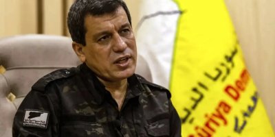 Fransa Dışişleri Bakanı Barrot, SDG komutanı Mazlum Abdi'yle görüştü