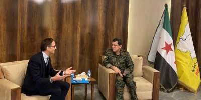 Alman yetkili, Mazlum Abdi'yle görüştü: 'Müreffeh bir Kürt bölgesi inşa etmek mümkün'