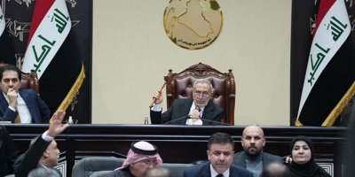 Kürtler, Sünniler ve Şiiler uzlaştı: Irak Parlamentosu üç yasayı onayladı