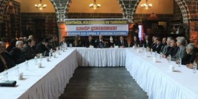 Diyarbakır’dan sivil toplum temsilcileri 'sürece destek' için Ankara’da