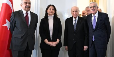 Candan Yıldız: Bahçeli’nin Kürt meselesiyle ilgili başlattığı süreç İran’la ne kadar ilişkili?