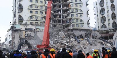 Diyarbakır'da deprem sanıklarına ceza