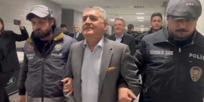 TÜSİAD yöneticileri kollarında polislerle hakim önüne çıkarıldı, adli kollukla serbest bırakıldı