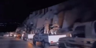 Suriye’de uzun gece…: Esadçı milisler isyan başlattı, seferberlik ilan edildi