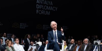 Pedersen: Suriye halkı Şara'nın vaatlerini yerine getirdiğini açıkça görmeli