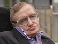 Hawking’in ses kaydı kara deliğe gönderildi