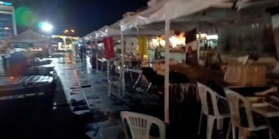 Diyarbakır’da ‘Kürtçe Kitap Günleri’ yağmur altında kaldı