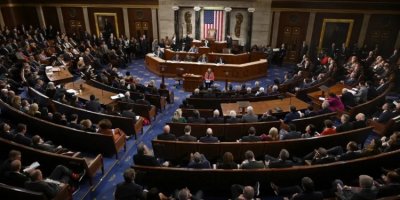 Senato'dan Trump'a tam yetki: İran'la savaşta elini rahatlattılar