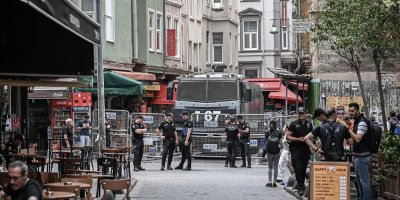 Dört Leman çalışanı tutuklandı