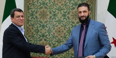 Suriye: Kuzeyde özerklik ısrarı, güneyde çatışma