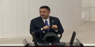 CHP'li Akdoğan: Masasının üstüne beyaz Toros koyan savcı, Toros kafalıdır