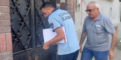 CHP’li belediye, Kürtçe ders veren dil derneğini mühürledi!