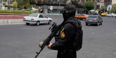 İran Polisi, İsrail ile savaşta 21 bin şüpheliyi gözaltına aldı