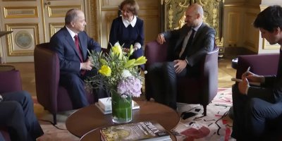 Başkan Barzani, Fransa Dışişleri Bakanı ile Görüşüyor