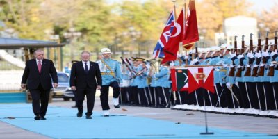 Türkiye 44 Eurofighter alacak: Erdoğan İngiltere Başbakanı Starmer’le Beştepe’de imzayı attı