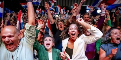 Hollanda seçimlerinde sürpriz: Aşırı sağ kaybetti, liberaller sandıktan zaferle çıktı