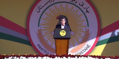 Neçirvan Barzani'den birlik mesajı: 'Yeşil-sarı yok, tek renk Kürdistan'