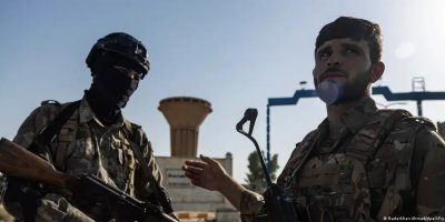 Suriye'de çatışma: Kürtler Şam'ı IŞİD'e yardımla suçladı