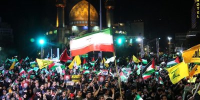 İran’da devam eden protestolarda ölenlerin sayısı 35’e yükseldi