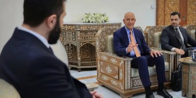 Barrack: İsrail-Suriye diyaloğu bölgesel dengeleri değiştirebilir